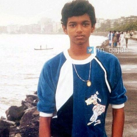 Childhood Thalapathy Vijay Childhood Photos, Bobby Simha, Vijay Actor Hd Images, Childhood Pics, Actor Vijay, Wallpaper God, Childhood Images, Vijay Thalapathy, Fashion Models Men