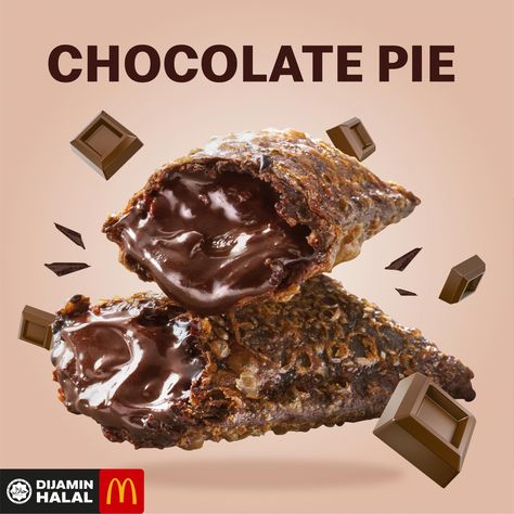 McDonald's Chocolate Pie Mcdonalds Pie, Choco Pie, Chocolate Pie Recipes, Fast Food Items, 19 November, Friends Food, Copykat Recipes, Chocolate Pie, Decadent Cakes