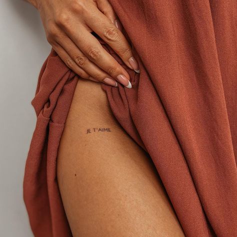 Unique Date Tattoo Ideas, Sis Tatoos, Tattoo For Husband, Unique Mini Tattoos, Discreet Tattoos For Women, Fierce Tattoo, Tattoo Zone, Secret Tattoo, Coordinates Tattoo