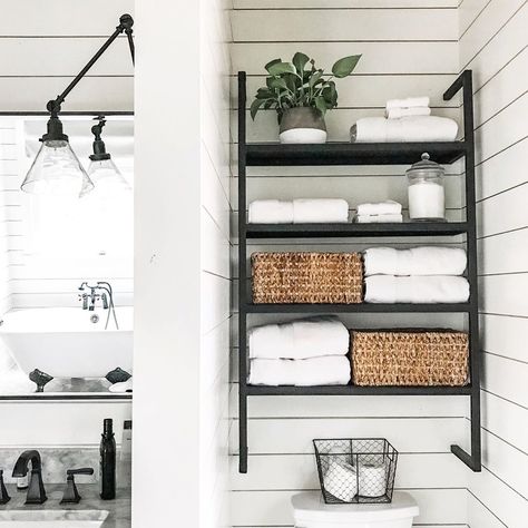 brittany on Instagram: “My most “liked” photo of 2019 was apparently this area above my toilet... and to think I almost didn’t post it 😂 . . Love looking back on…” Towel Rack Above Toilet, Bathroom Towel Rack Ideas, Above The Toilet Storage, Over The Toilet Rack, Above Toilet, Shelves Above Toilet, House Outside, Shelves Over Toilet, Shiplap Bathroom