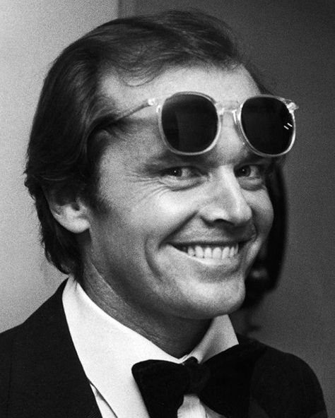 Photos Rares, Gena Rowlands, Ray Ban Wayfarer, I Love Cinema, Ray Ban Aviator, Jack Nicholson, Famous Faces, Hollywood Stars, Best Actor