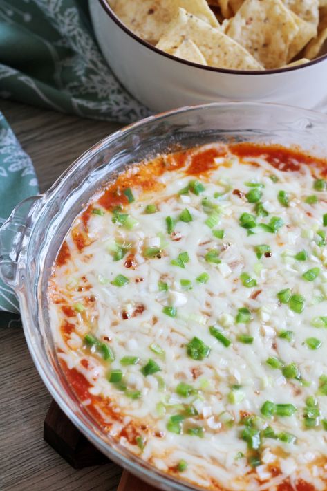 Hot Pizza Dip Hot Pizza Dip Pampered Chef, Hot Pizza Dip With Cream Cheese, Pizza Dip With Cream Cheese, Pizza Dip Appetizers, Hot Pizza Dip, Dip With Cream Cheese, Hot Pizza, Pizza Dip, Pizza Appetizers