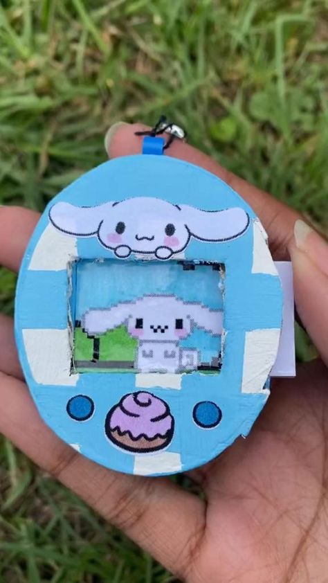 Tiktok= artwithm1ya Kawaii Diy Crafts, Crafts To Do When Your Bored, Diy Crafts Bookmarks, Hello Kitty Crafts, Paper Toys Template, Instruções Origami, Kawaii Diy, Seni Dan Kraf, Pinterest Diy Crafts