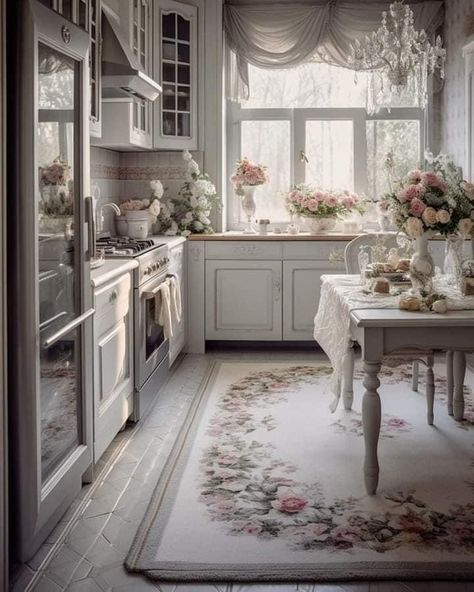 Chic Kitchen Decor, Shabby Chic Kitchen Decor, Victorian Kitchen, Elegant Kitchens, Chic Kitchen, Shabby Chic Kitchen, Kitchen Redo, Shabby Chic Furniture, Beautiful Kitchens