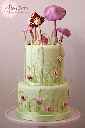 Fairy Tale Garden Cake. www.sweetnessonline.co.uk Pink Cake Box, Fairy Birthday Cake, Garden Cakes, 3rd Birthday Cakes, Fairy Cake, Fairy Cakes, Tiered Cake, Themed Birthday Cakes, Baby Cakes