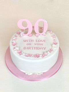 Grandmother Birthday Cake, Monday Birthday, Birthday Ideas Nyc, Round Birthday Cakes, Grandma Cake, Birthday Female, 80 Birthday, Number Birthday Cakes, 90th Birthday Cakes