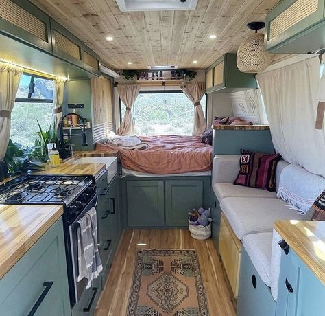 Camper Interior Design, Bus Interior, Bus Living, Shuttle Bus, Kombi Home, Van Conversion Interior, Diy Camper Remodel, Bus House, Campervan Life