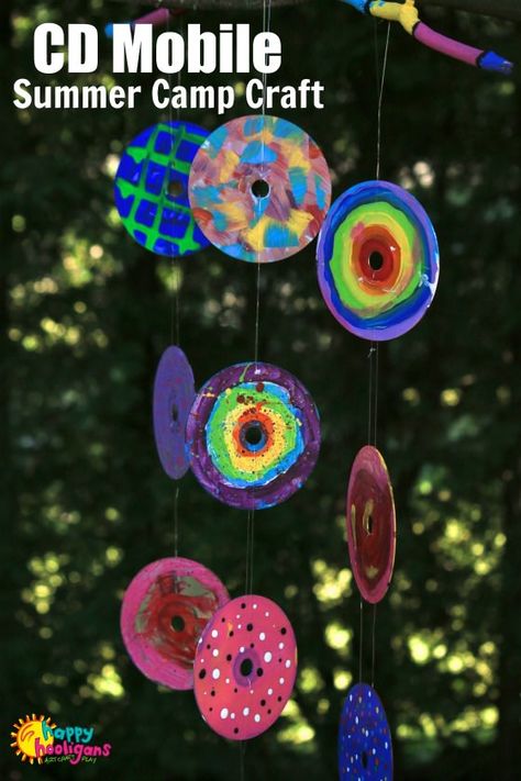 10 Terrific Things to Make with Old CDs and DVDs - Happy Hooligans Collaborative Art Projects For Kids, Mobiles For Kids, Happy Hooligans, Christmas Crafts For Toddlers, Summer Camp Crafts, Recycled Art Projects, Old Cds, Cd Crafts, Cd Art