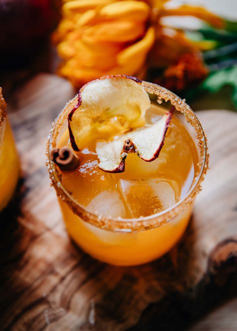 Apple Cider Margaritas | Well and Full Apple Cider Margarita, Cider Margarita, Dried Apple Chips, Apple Margarita, Strawberry Basil Margarita, Apple Cider Cocktail, Margarita Ingredients, Easy Margarita, Fall Cocktail