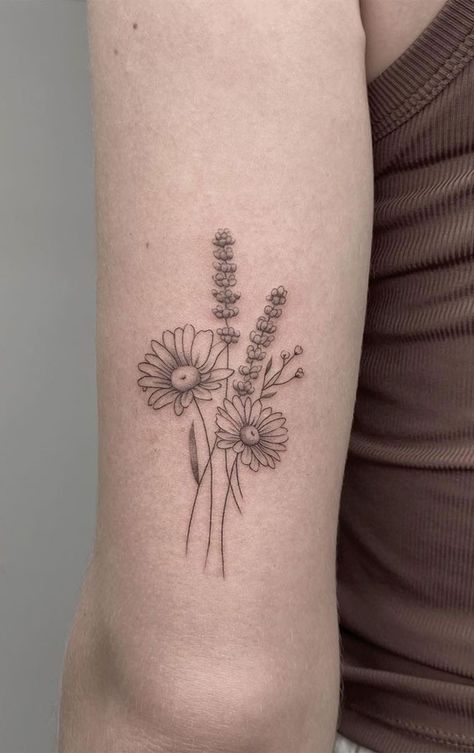 30+ Beautiful Flower Tattoo Ideas : A Bunch of Daisy & Lavender Tattoo I Take You | Wedding Readings | Wedding Ideas | Wedding Dresses | Wedding Theme Margarita Flower Tattoo, Tattoo Upper Arm Women, Daisy Bouquet Tattoo, Au Prompts, Tattoo Lavender, Daisy Tattoo Meaning, 111 Tattoo, 999 Tattoo, Margarita Flower