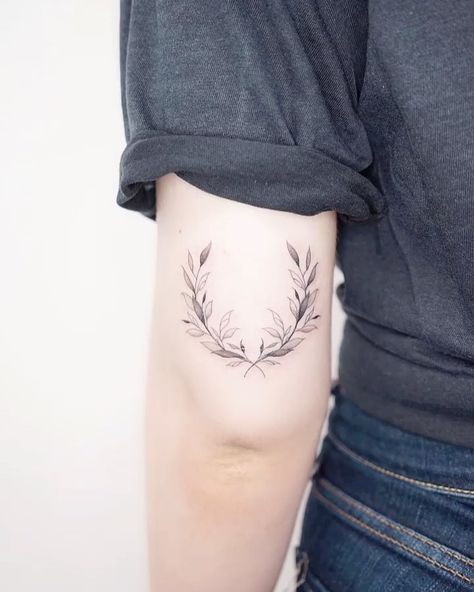 Laurel Branch Tattoo, Laurel Tree Tattoo, Laurels Tattoo, Laurel Leaves Tattoo, Laurel Tattoo Design, Laurel Leaf Tattoo, Laurel Tattoo, Laurel Wreath Tattoo, Tattoo Symbolism