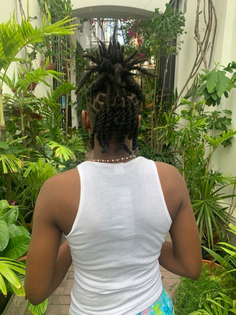 Dreads Updo Styles Men, Men Updo Loc Styles, Loc Updo Men, Half Up Half Down Loc Styles Men, Loc Ideas, Loc Updo, Loc Styles For Men, Twist Curls, Short Locs