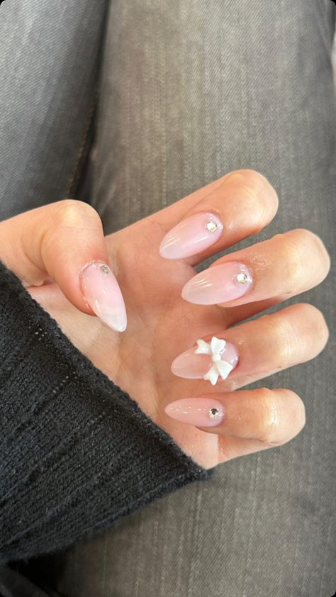 Julia ma nail inspo cute aesthetic pink girly Abg Style Nails, Pink Girly Nails, Julia Ma, Girly Nails, Hello Nails, Romantic Nails, Simple Gel Nails, Blush Nails, Pretty Gel Nails