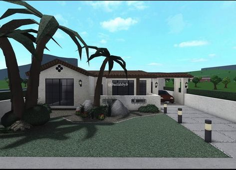 Bloxburg Front Lawn Ideas, Bloxburg Modern Front Yard, Front Yard Ideas Bloxburg, Bloxburg Front Yard, Bloxburg Front Yard Ideas, Bloxburg Cottage, Front Yard Ideas, Roblox House, Minecraft Things