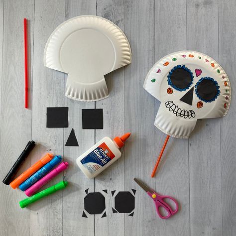 Mexican Crafts Kids, Day Of The Dead Crafts, Day Of The Dead Activities, Day Of The Dead Mask, Prek Crafts, Preschool Crafts Fall, Crafts For Kids Easy, Skull Crafts, Fall Arts And Crafts