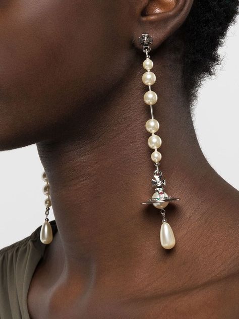 VIVIENNE WESTWOOD: Broken Pearl drop earrings $441… Vivienne Westwood Necklace, Gala Looks, Vivienne Westwood Earrings, Photographing Jewelry, Vivienne Westwood Jewellery, Polymer Clay Flower Jewelry, Black Family, Pearl Accessories, Clay Flower