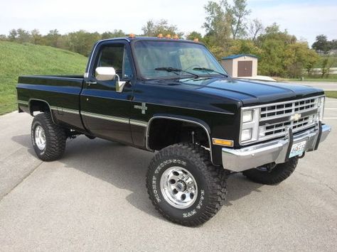 1986 K30 4x4, 454 V8/TH400 Auto/14bolt rear axle Older Trucks Chevrolet, C10 Chevy Truck 73-87, Square Body Dually, 1984 Chevy Truck, Older Trucks, 87 Chevy Truck, Trucks Lifted, Best Pickup Truck, Chevy K10