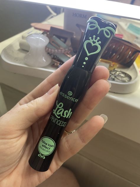 Mommy The Journalist: An Honest Review of Lash Princess False Lash Effect Mascara Lash Princess Mascara, Princess Mascara, February Goals, Lash Princess, False Lash Effect Mascara, Girly Makeup, Natural Redhead, Some Thoughts, Lash Curler