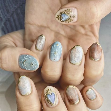 Brigerton Nail Art, Regency Era Inspired Nails, Birth Of Venus Nails, Bridgerton Inspired Nails Ideas, Lapis Nails, Romeo And Juliet Nails, Pride And Prejudice Nails, Regency Nails, Vintage Inspired Nails