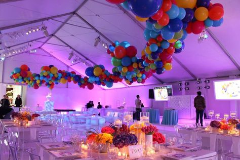 Tent Balloon Decorations, Party Tent Decorations, Tent Ceiling, Party Design Ideas, Mitzvah Themes, Christmas Party Themes, Balloon Sculptures, Balloon Centerpieces, Balloon Decor