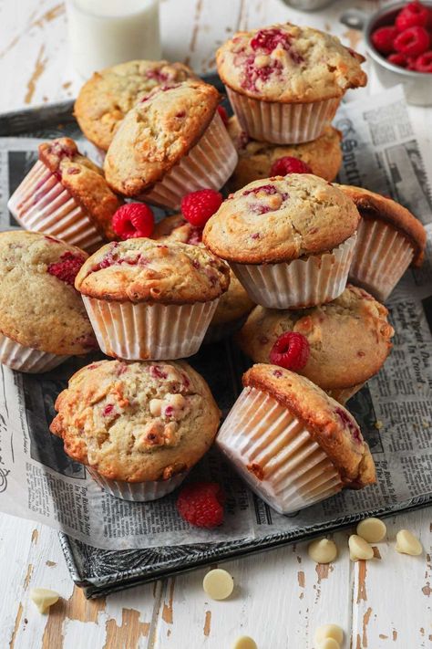 White chocolate raspberry muffins are soft, moist, and fluffy and a beautiful combination of sweet and tangy. #raspberry #whitechocolate #muffins #whitechocolatemuffins #whitechocolaterecipe #raspberrymuffins #raspberryrecipe #whitechocolateraspberry White Chocolate Raspberry Muffins, Chocolate Raspberry Muffins, Raspberry And White Chocolate Muffins, Raspberry Muffin Recipes, White Chocolate Raspberry Cake, White Chocolate Muffins, White Chocolate Recipes, Chocolate Muffin Recipe, Double Chocolate Muffins