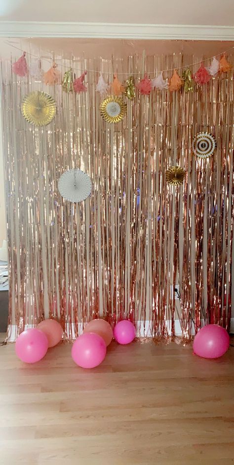 Cute picture wall idea! All supplies from Target! Party Picture Wall Backdrop Ideas, At Home Photo Booth Ideas, Birthday Picture Area Ideas, Birthday Picture Set Up, Photo Wall Ideas Party Backgrounds, Photo Booth Ideas For Birthday Party, Picture Wall Ideas Birthday Party, Sweet 16 Photo Wall Ideas, Photo Wall Bday Party