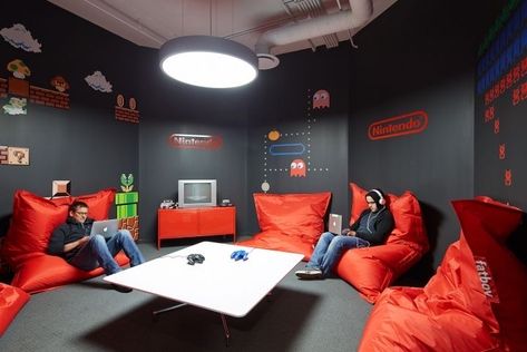 Brainstorming Room, Office Room Design, Office Design Trends, Retro Games Room, Office Break Room, Creative Office Space, Office Space Design, Game Room Design, Break Room