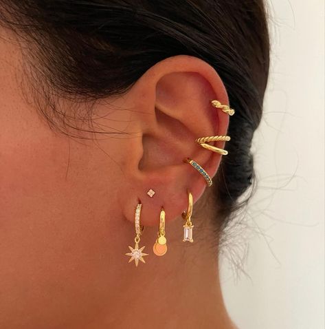 Candyfloss Jewels on Instagram: “Blue & Gold 💙✨ Shop online | www.candyflossjoyas.com” Cute Matching Tattoos, Ear Peircings, Cool Ear Piercings, Pretty Ear Piercings, Earring Inspo, Cute Ear Piercings, Gold Shop, Gold Jewelry Simple, Fancy Jewellery