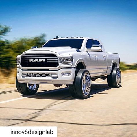 👌🏻🔥This 2019 Dodge Ram 1500 is looking fresh. #innov8 #tagyourfriends @hostilewheels @mcgaughys @ramtrucks Dodge Ram Crew Cab, Dodge Ram Diesel, Lifted Dodge, Truck Tattoo, Trucks Lifted, Truck Girl, Dodge Diesel, Cummins Trucks, Ford Trucks F150