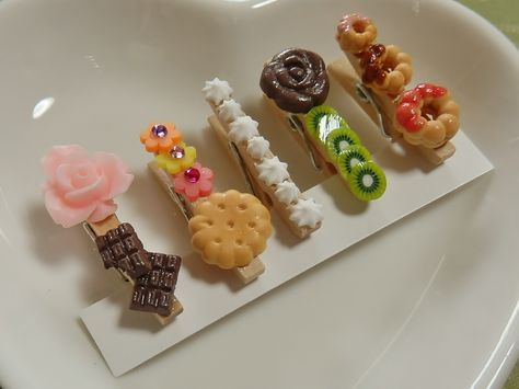 Food Hair Clips, Cookie Accessories, Dessert Accessories, Choco Biscuit, Food Shapes, Food Clips, Fake Cake, Food Accessories, Wool Felting