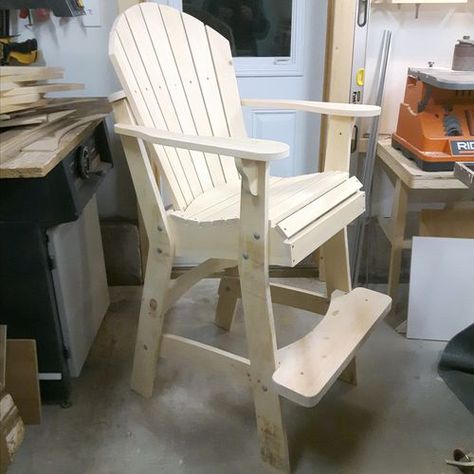 Adirondack Armless Bar Chair - by Phil B. @ LumberJocks.com ~ woodworking community Tall Adirondack Chair Plans, Bar Chairs Diy, Adirondack Table, Woodshop Ideas, Adirondack Chairs Diy, Lifeguard Chair, Chair Woodworking Plans, Adirondack Chair Plans, Folding Dining Chairs