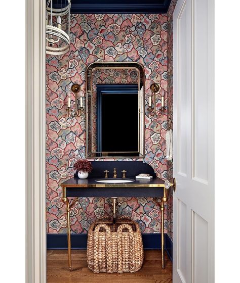 16 Aesthetically Pleasing Powder Room Wallpaper Ideas - Inyouths Blog Wallpaper For Small Powder Room, Bathrooms With Wallpaper, Powder Room Wallpaper Ideas, Bathroom With Wallpaper, Powder Room Reno, Pleasing Wallpapers, Small Powder Room Wallpaper, Powder Bathroom Ideas, Room Wallpaper Ideas