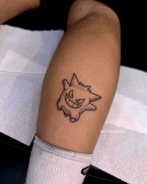 Gengar 😈 Where’s all my Pokémon fans at?? 👀 ✩ NOW BOOKING dm-text-call to book 416-519-3486 📲 ✩ Beeyond Ink Tattoo Studio 783 Lawrence Ave W Toronto, Ontario 📍 ✩ #tattoo #torontotattoo #torontotattooartist #tattooideas #tattootuesday #torontotattooshop #torontoartist #pokemontattoo Black Gengar Tattoo, Best Pokemon Tattoos, Ganger Pokemon Tattoo, Togepi Pokemon Tattoo, Gangart Pokemon Tattoo, Small Nintendo Tattoo, Pokemon Tattoo Gengar, Riolu Tattoo, Pokemon Sleeve Tattoo