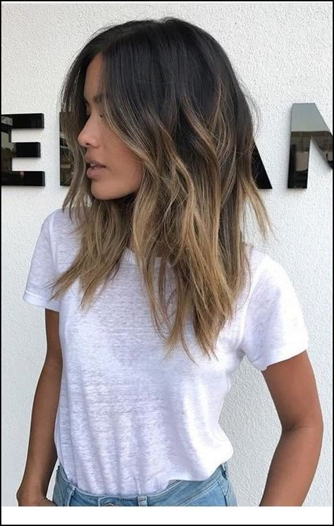 35 Simple Long Hair Style You Can Copy Now easy and simple hairstyle Dark Ombre Hair, Dark Brown Balayage, Brown Ombre Hair, Brown Hair Balayage, Medium Long Hair, Brown Balayage, Mom Hairstyles, Hair Color Balayage, Balayage Highlights