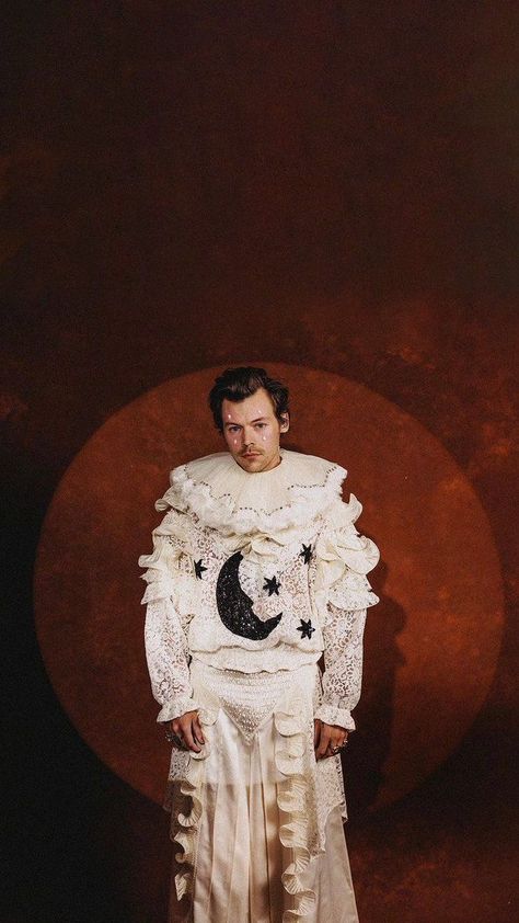 Moon And Stars, Harry Styles, Thread, Moon, On Twitter, Halloween, Stars, Twitter