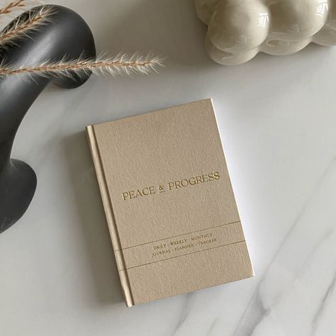 Beige linen & gold foiling aesthetic wellness journal Beige Journal Aesthetic, Neutral Journal Aesthetic, Brown Diary Aesthetic, Beige Notebook, Neutral Notebook, Gold Notebook, Planner Tracker, Journal Aesthetic, Journal Planner