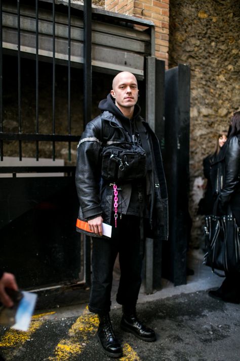 Bald Guy Fashion, Berlin Fashion Men, Berlin Fashion Street, Techno Outfit, Skinhead Fashion, Bald Men Style, Black Outfit Men, Techno Fashion, Paris Fashion Week Men