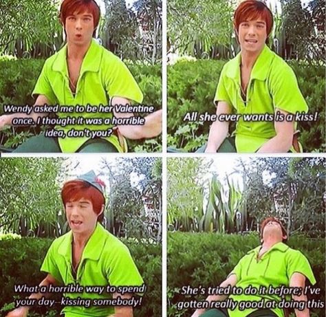 💚😂 Peter Pan At Disneyland, Funny Disney Characters, Peter Pans, Peter Pan Disney, Funny Disney, Face Characters, Disney Memes, Disney Funny, Disney Fun