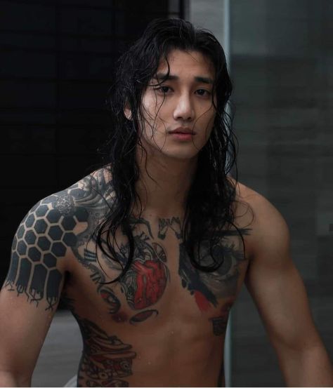 Paing Takhon Paing Takhon, Asian Male Model, Handsome Asian Men, Hot Asian Men, Boys Long Hairstyles, Cute Asian Guys, Japanese Men, Long Hair Styles Men, Aquaman