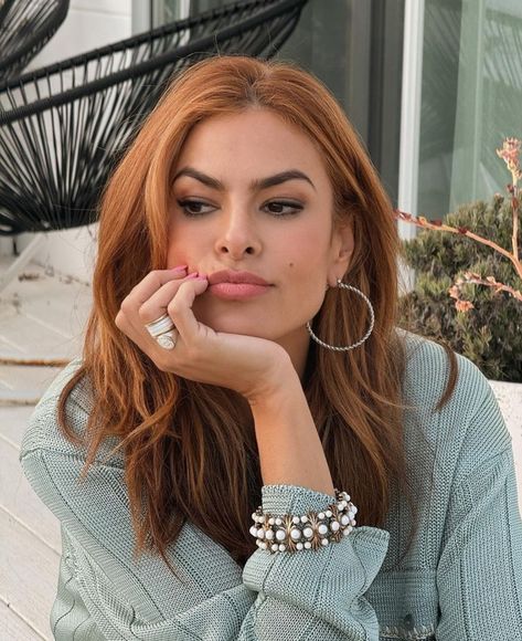 Eva Mendes Hair, Hispanic Hair, Stylist Instagram, Eva Mendez, So Bored, Eva Mendes, Hair Dresser, Copper Hair, Amazing People