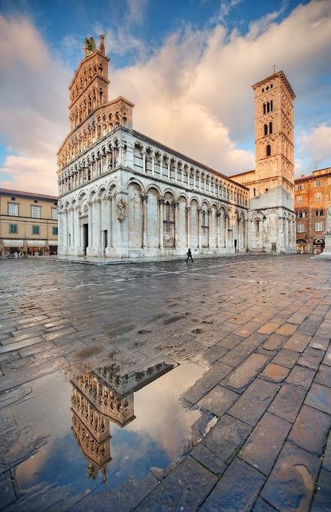 Lucca Croquis Architecture, Lucca Tuscany, Architecture Classic, Lucca Italy, Toscana Italy, Toscana Italia, Living In Italy, Places In Italy, San Michele