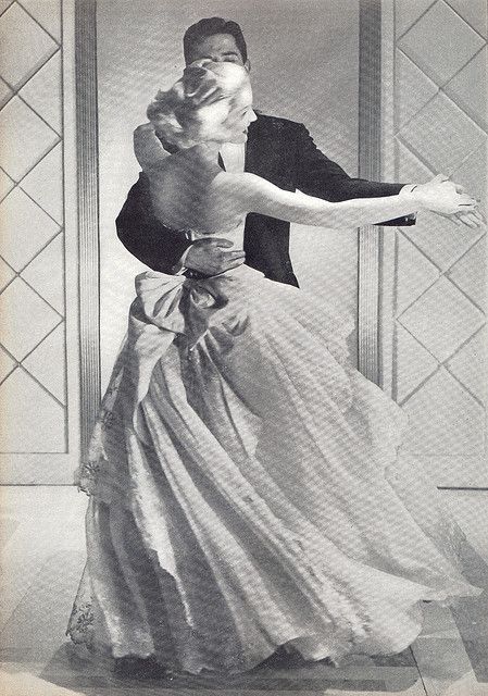 Ball Dance, Ball Room, Vogue Dress, Shall We Dance, Fashion 1950s, Fred Astaire, Vintage Gowns, Artistic Inspiration, Couple Dancing