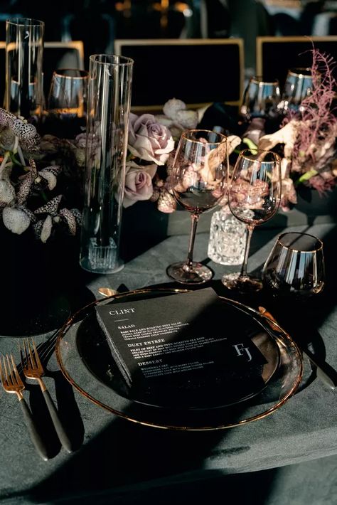 Modern Black Details for Reception Place Setting Wedding Round Table, Dark Romance Wedding, Moody Wedding Decor, Reception Place Settings, Carrollton Texas, Dark Romantic Wedding, Dark Wedding Theme, Romance Wedding, Wedding Tablescape