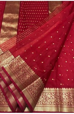 Latest Silk Sarees, South Silk Sarees, Banarsi Saree, Silk Saree Kanchipuram, Cotton Saree Designs, Silk Saree Banarasi, Wedding Saree Collection, Chanderi Silk Saree, Sari Dress