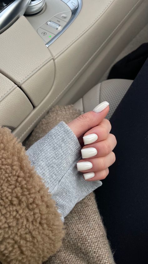 French Nail Ideas, Milky Nails, Nude Nail Designs, White Acrylic Nails, Short Square Acrylic Nails, Pretty Gel Nails, New Nails, Pink Acrylic Nails, Square Acrylic Nails