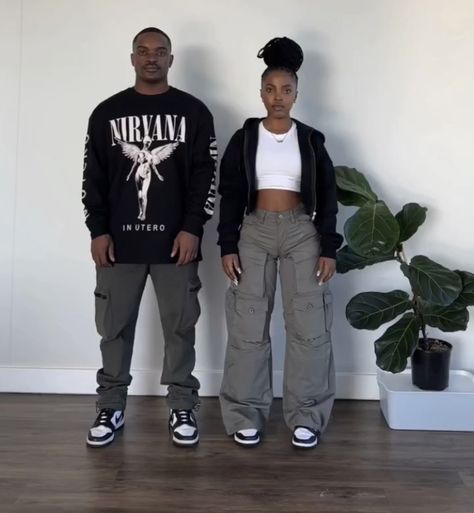 Cargo Pants Couple Outfit, Matching Cargo Pants Outfit Couple, Couple Casual Outfits Matching, Couples Outfits Streetwear, Color Cordinate Outfit Couple Ideas, Black Couples Outfits Coordinating, Matching Couple Outfits Streetwear, Coordinating Outfits For Friends, Matching Winter Outfits For Couples