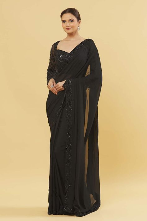 Buy Pink Pure Chiffon Plain Evening Shaded Saree With Running Blouse For Women by Nazaakat by Samara Singh Online at Aza Fashions. Black Saree For Wedding, Black Saree Party Wear, Black Chiffon Saree, Black Saree Blouse Designs, Black Saree Designs, Black Saree Blouse, Shaded Saree, Saree Black, Designer Sarees Wedding