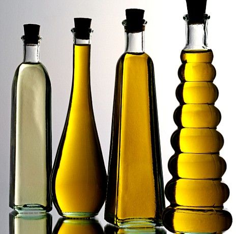 olive oil bottles Oil Face Wash, Oil Pulling Benefits, Oil Cleansing Method, Oil Pulling, Eye Makeup Remover, Homemade Beauty Products, Cleansing Oil, Tree Oil, Wash Your Face