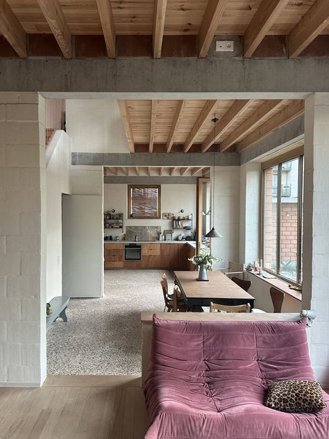 Jupiter | V+ architecture Eco Construction, Timber Ceiling, Secret Rooms, Exposed Beams, Architecture Exterior, Sustainable Home, New Living Room, Mini House, Home Office Design