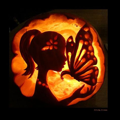 14. Beauty and the Butterfly pumpkin carving House Pumpkin Carving, Angel Pumpkin, Butterfly Pumpkin, Pumpkin Carving Tips, Pumpkin Masters, House Pumpkin, Butterfly Halloween, Halloween Camping, Pumpkin Carver